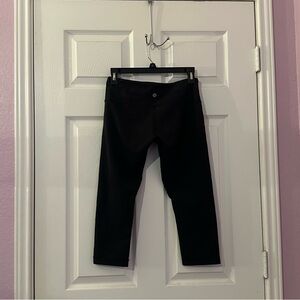 Lululemon Athletica Low Rise Capri Leggings